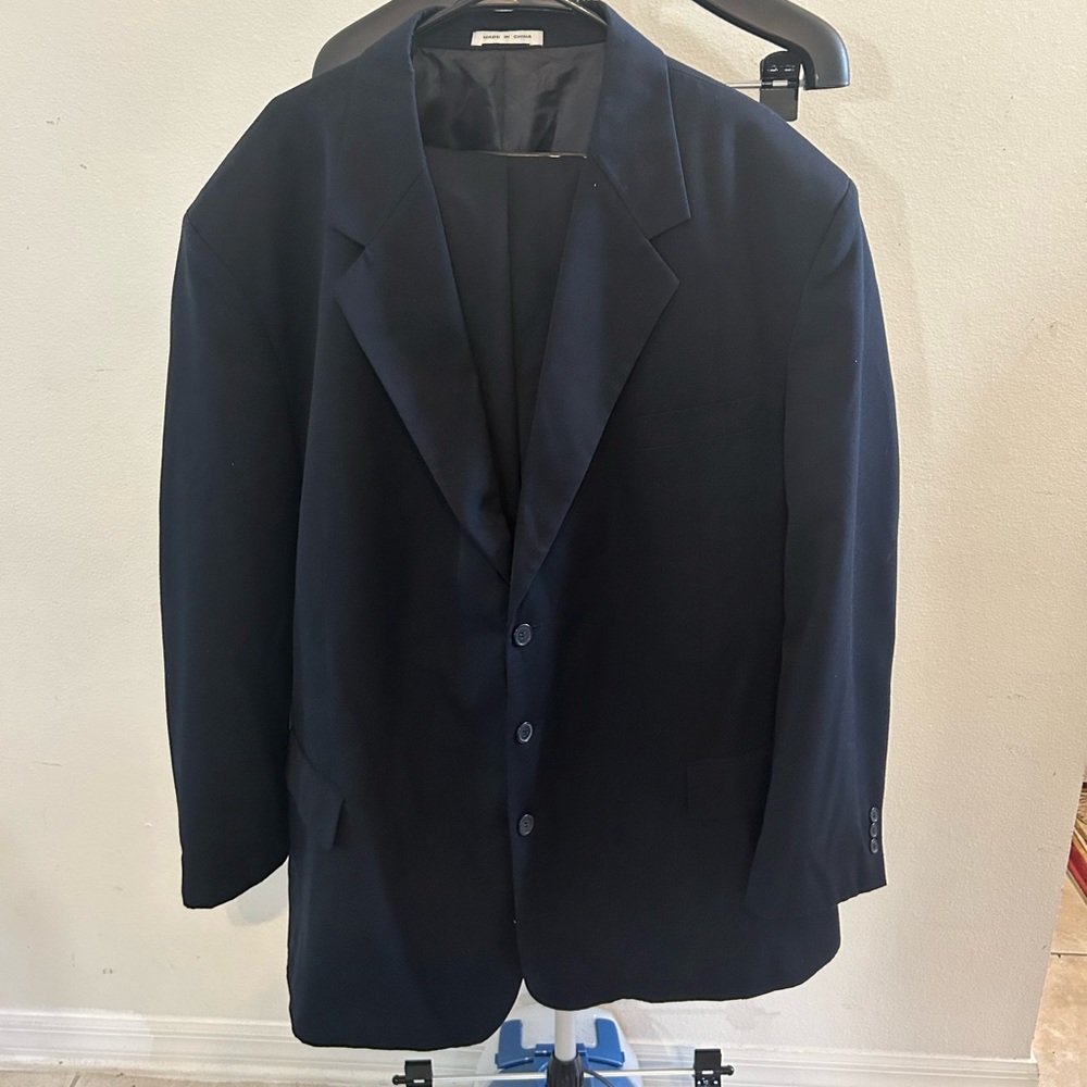 Kings Court Black Suit size 56 Jacket 50 Pants